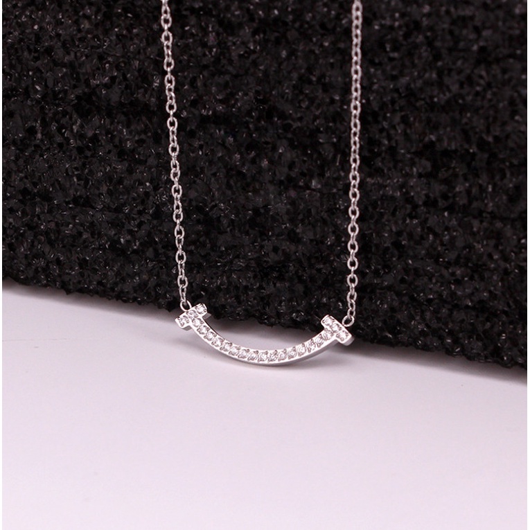 Dây Chuyền Nụ Cười Đính Đá Nhân Tạo Titan Ko Đen TT 4278