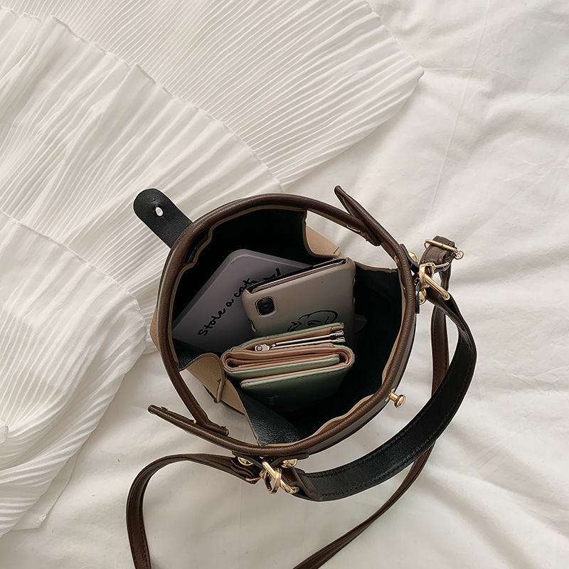 Túi xách phong cách thời trang sang trọng cho nữ