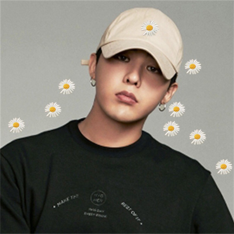 Miếng vải sticker ủi thêu hình hoa cúc hoạ mi daisy logo G-Dragon Peaceminusone, phụ kiện patch vá dán giày paranoise