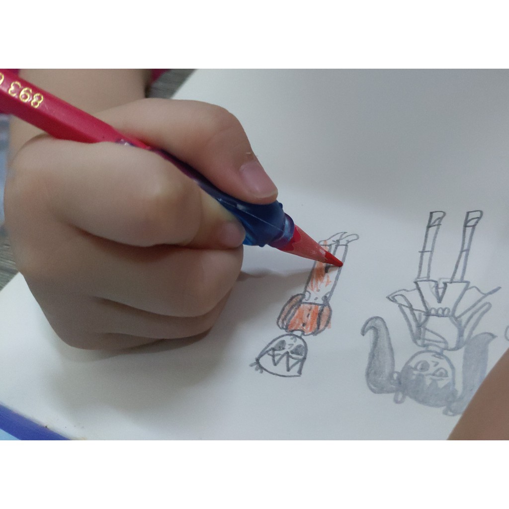 Cá Heo đệm tay cầm bút