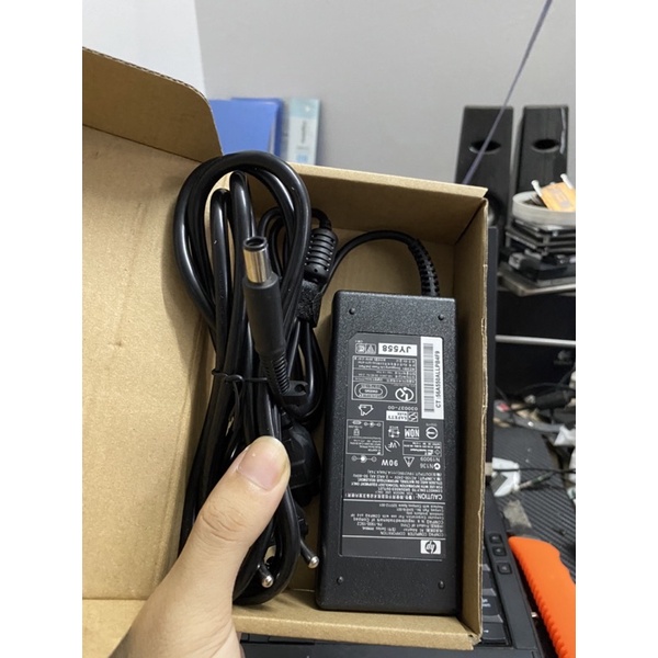 Sạc laptop hp chân kim to