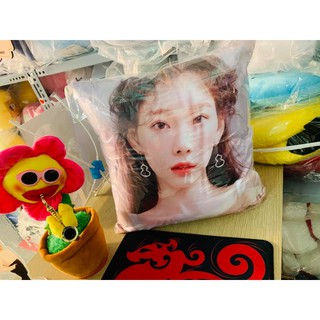 Gối Vuông Taeyeon SNSD