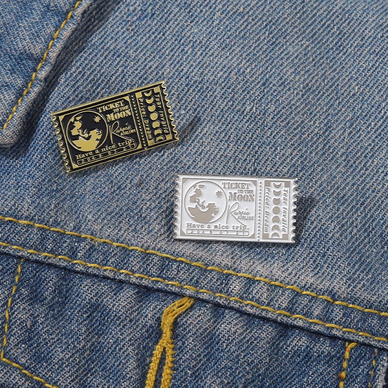 Ghim Cài Áo Hình Tấm Vé Máy Bay Màu Trắng Đen Thời Trang Cho Nữ