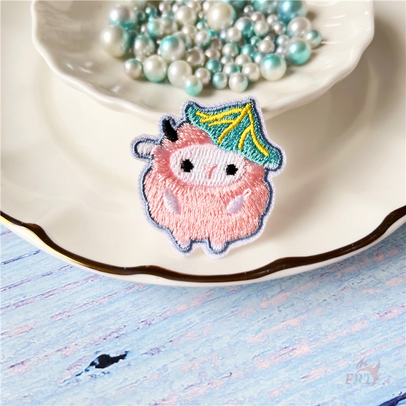 ☸ Sticker Ủi Thêu Hình Thỏ / Gấu / Cừu Hồng Dễ Thương ☸ 1 Miếng Dán Ủi Lên Quần Áo Hình Huy Hiệu