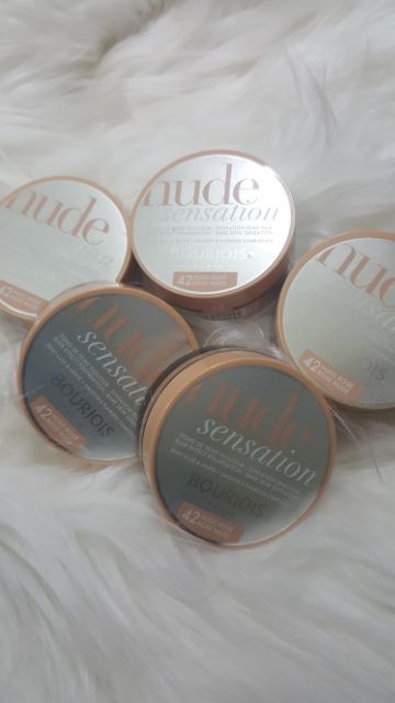 Kem nền Nude Bourjois | BigBuy360 - bigbuy360.vn