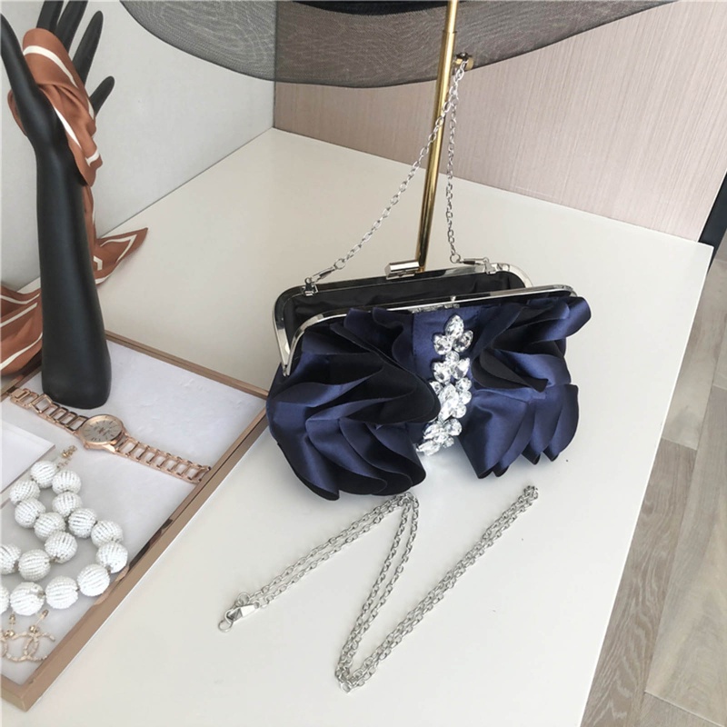 Ví Cầm Tay Dự Tiệc Bằng Lụa Xếp Ly Đính Đá Rhienstone Có Dây Xích Đeo Chéo Cho Nữ