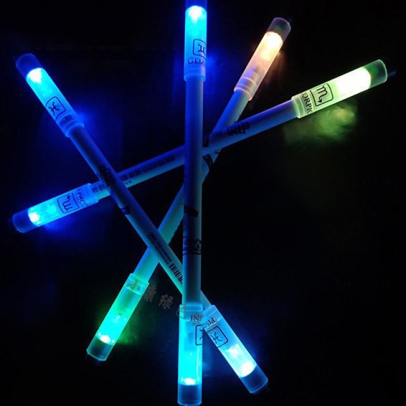 Bút Xoay Có Đèn LED Thiết Kế Độc Đáo Giúp Giảm Căng Thẳng Hiệu Quả