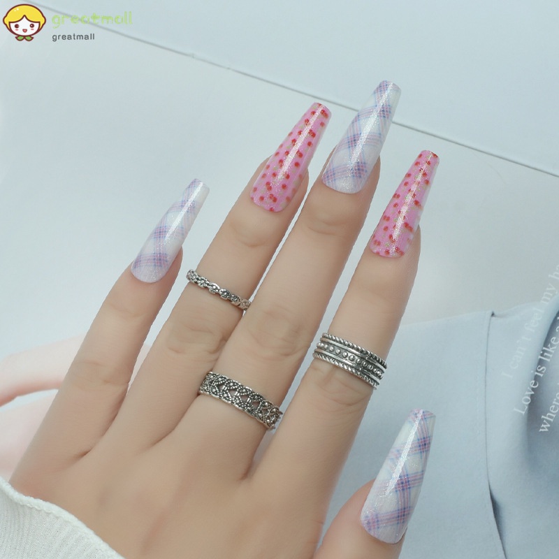 Bộ 24 Móng Tay Giả Trang Trí Nhiều Màu Sắc Xinh Xắn