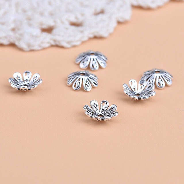 [S925] Charm bạc ốp cánh hoa - MH201