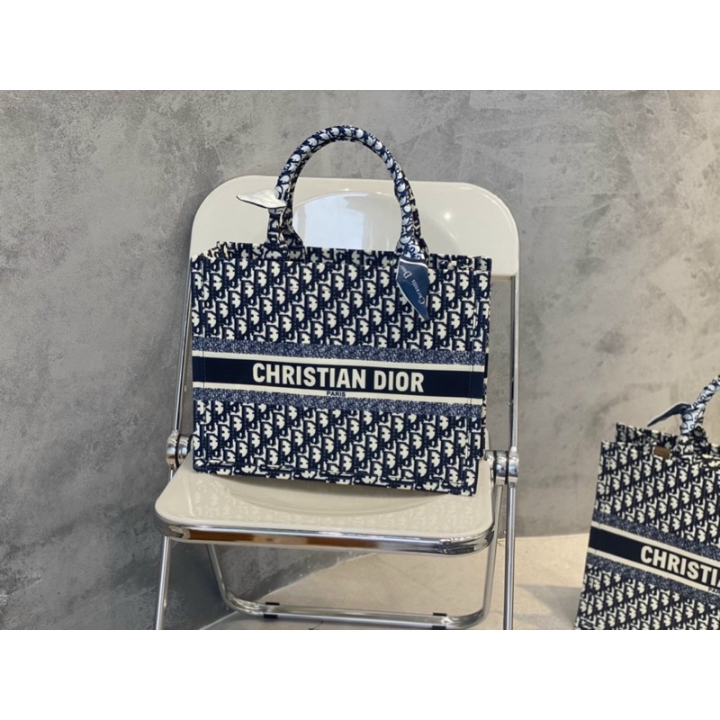 Túi Dior Tote Book
