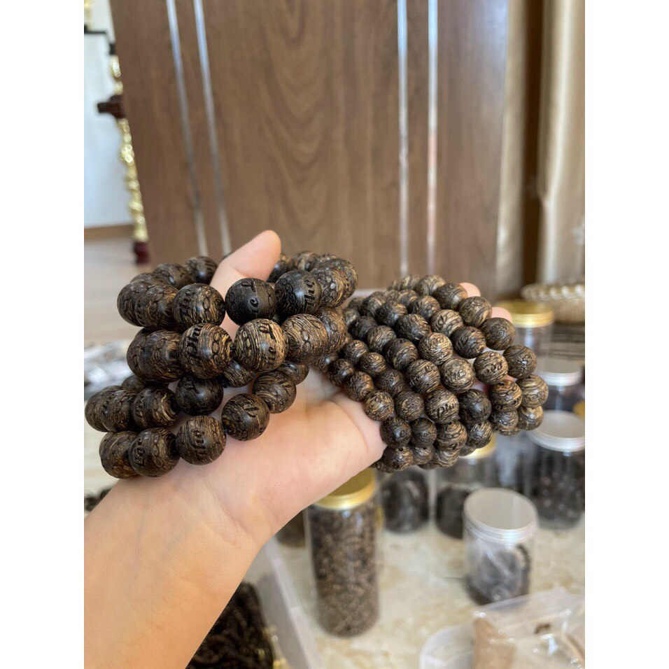 Vòng Trầm Hương Sánh Chìm Khắc Laze - Trầm Hương Nam Sánh Chìm - Khắc Laze