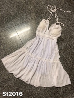 Đầm yếm cột cổ xoè hở lưng