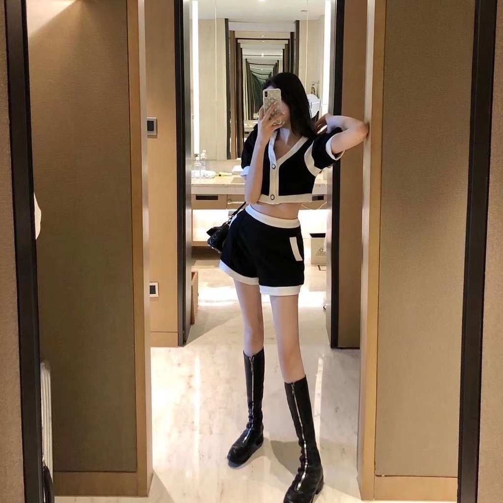Spot summer New Elegant sexy V-neck short sleeve color matching navel top high waist shorts Chanel style socialite suit women's summer skirt