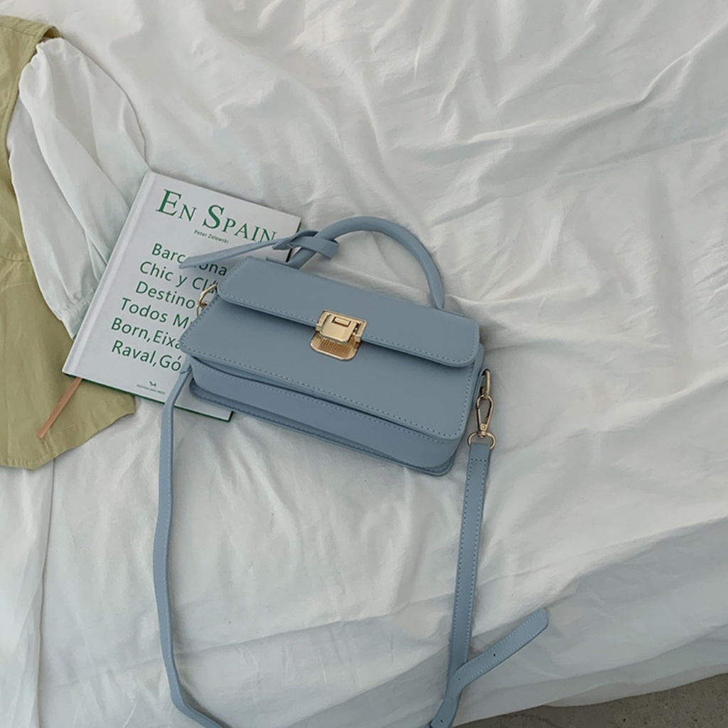 Túi đeo chéo nữ da bóng mềm khóa vuông cao cấp La.orie - La009