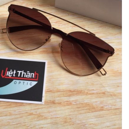 Kính Nâu Tây sang chảnh