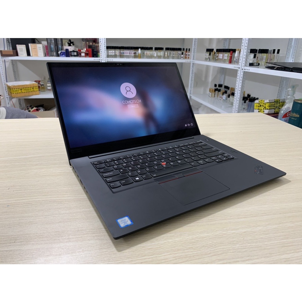 Lenovo ThinkPad P1 Gen1  i7-8850H RAM 16GB SSD 512GB Quadro P2000 Màn hình 15.6 inch UHD 4K