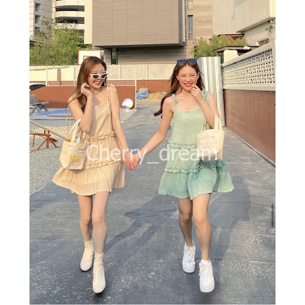 Váy 2 dây chất xốp nhăn hot trend 2022, Đầm Maxi Đi Biển