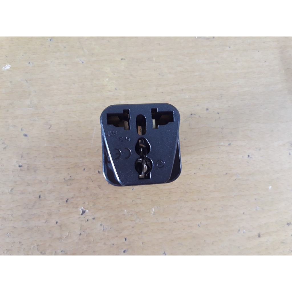 Đầu chuyển đổi phích cắm C13 C14 UPS PDU sang ổ cắm điện 2, 3 chấu đa năng cho bộ lưu điện