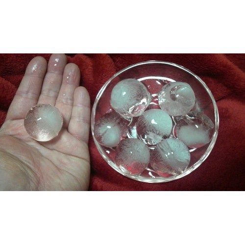 Khay đá hình quả cầu nhỏ KOKUBO - Nội địa Nhật Bản