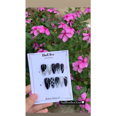 NailBox Móng Úp Thiết Kế Trắng- Đen M03 - size và form móng ib