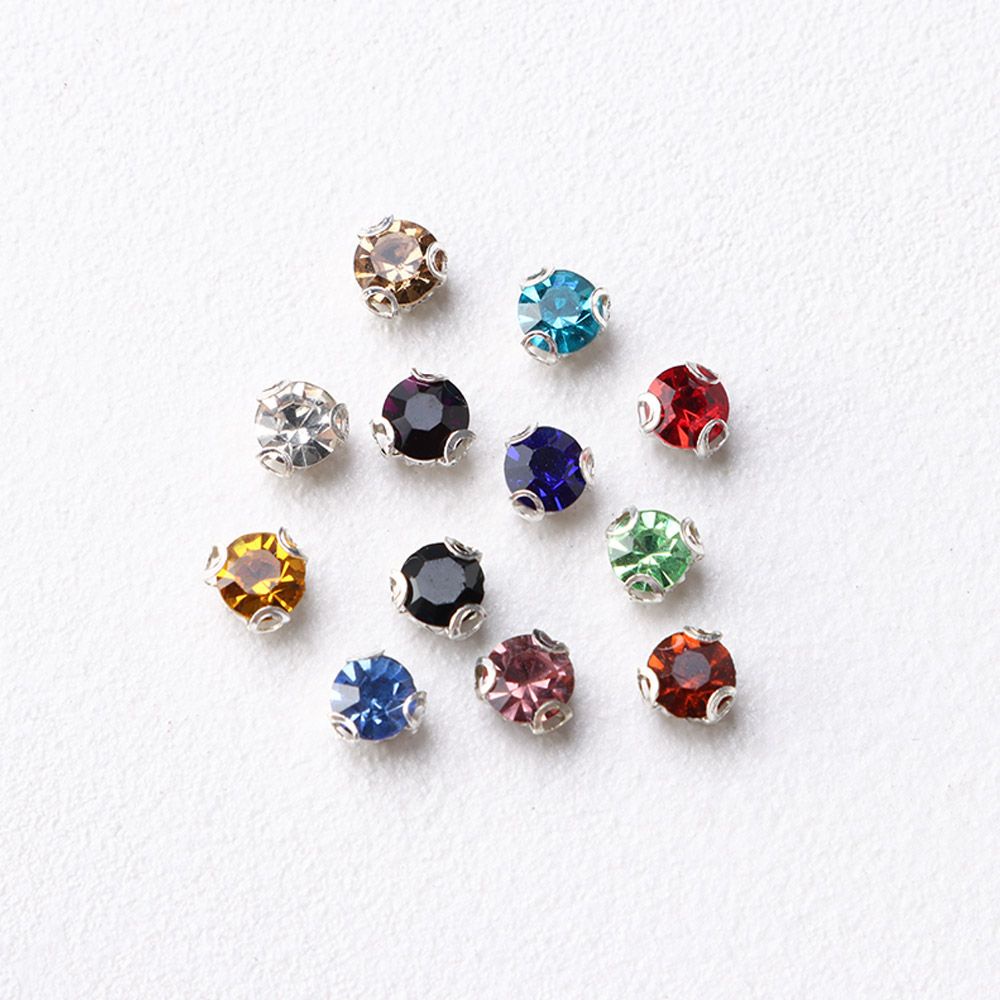 Set 50 Cúc Áo Kim Cương Mini Dễ Thương 4mm 1/6 Dùng Để May Quần Áo Búp Bê