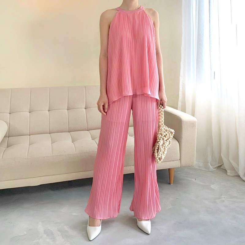 Set yếm xếp ly - Pleated Set | BigBuy360 - bigbuy360.vn