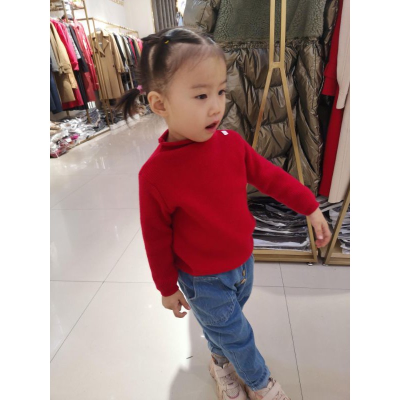 Áo len tăm dáng thụng cute, cổ cao cho bé