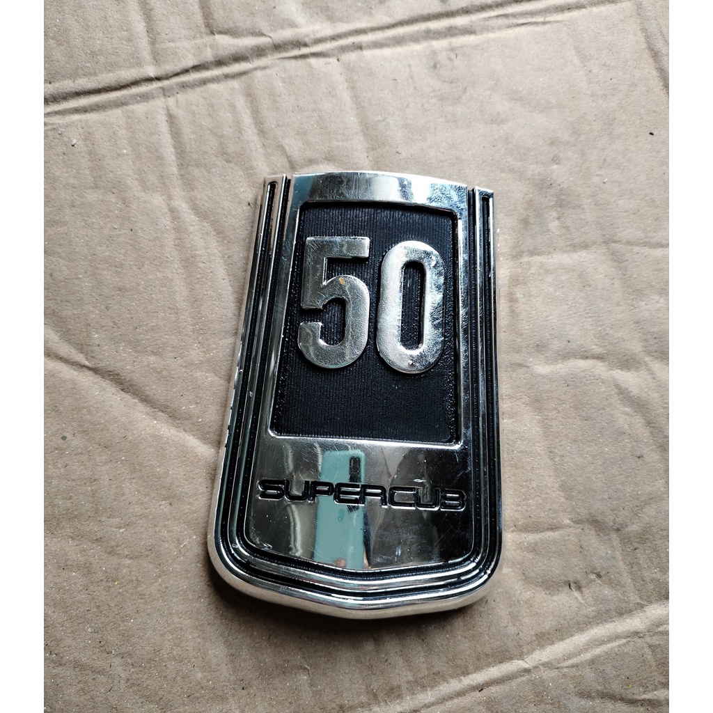 Logo mặt lạ super cub 50