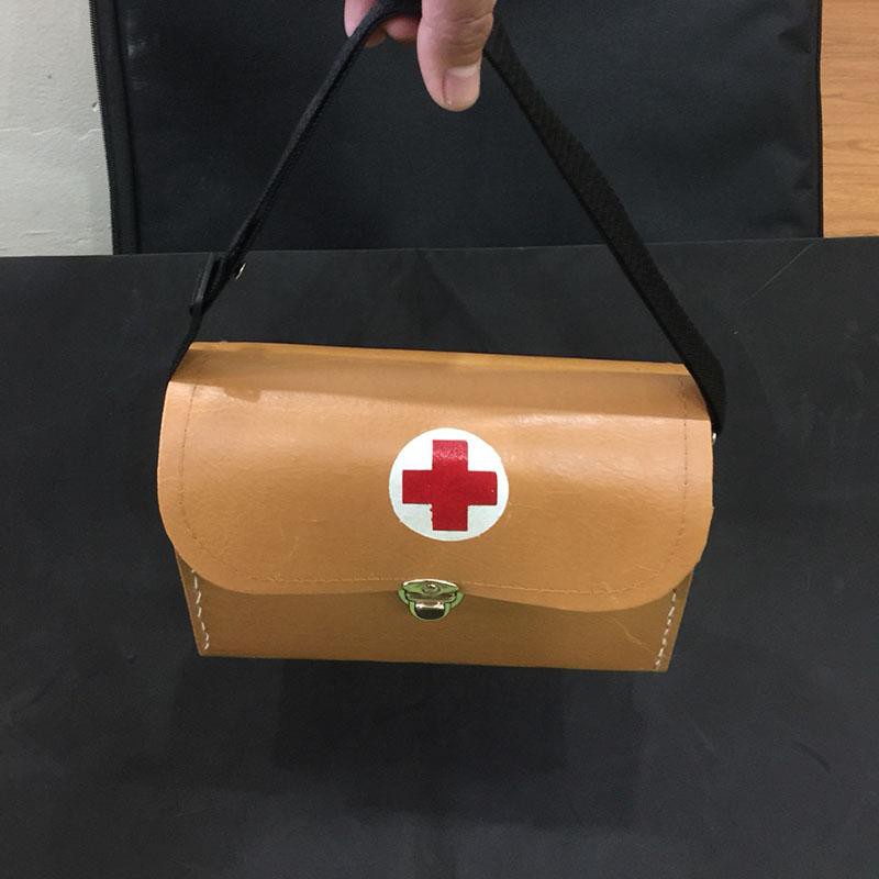 TÚI CỨU THƯƠNG CHỮ THÂP - TÚI CỨU THƯƠNG DA BÒ