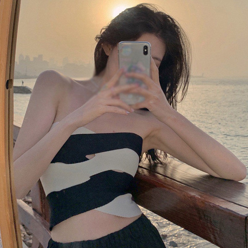 Women Retro Cross-contrast Color Stripes Wrapped Chest Sling Summer Sexy Sleeveless Short Vest Knitted Blouse