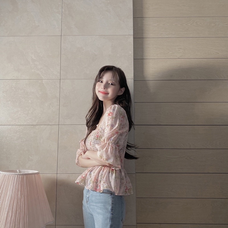 Áo sơ mi voan hoa cổ vuông phong cách Hàn Quốc cho nữ cực xinh AH01