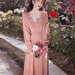 Đầm nữ dài tay cổ tròn eo thắt dây thời trang