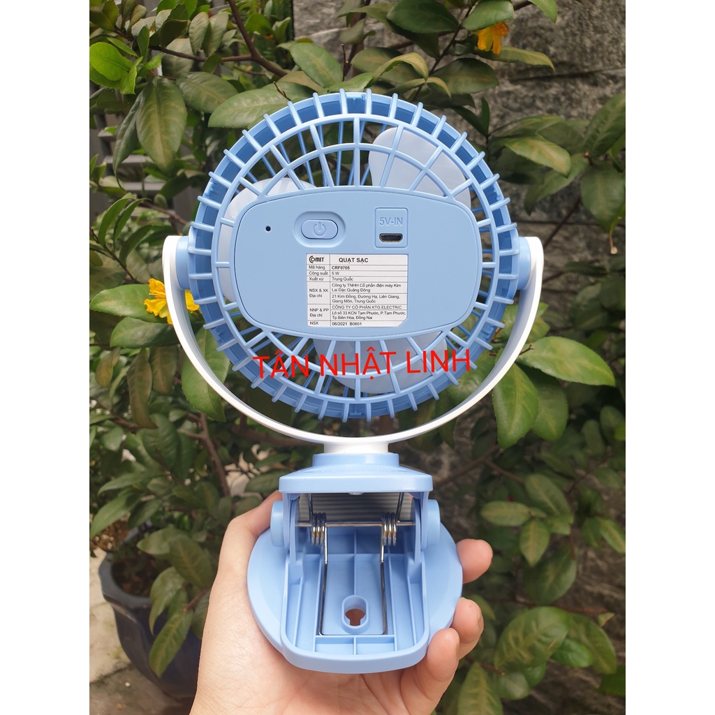 Quạt sạc comet CRF0705 hàng chính hãng bảo hành 12 tháng