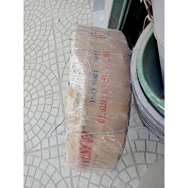 Cuộn dây thép gai & dây gai tôn làm hàng rào chống chộm.