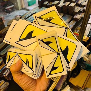 [RẺ ĐẸP] TEM FENDI DÁN ĐẦU XE SIÊU NGẦU - Tem mắt fendi đủ màu KT: 11x5cm