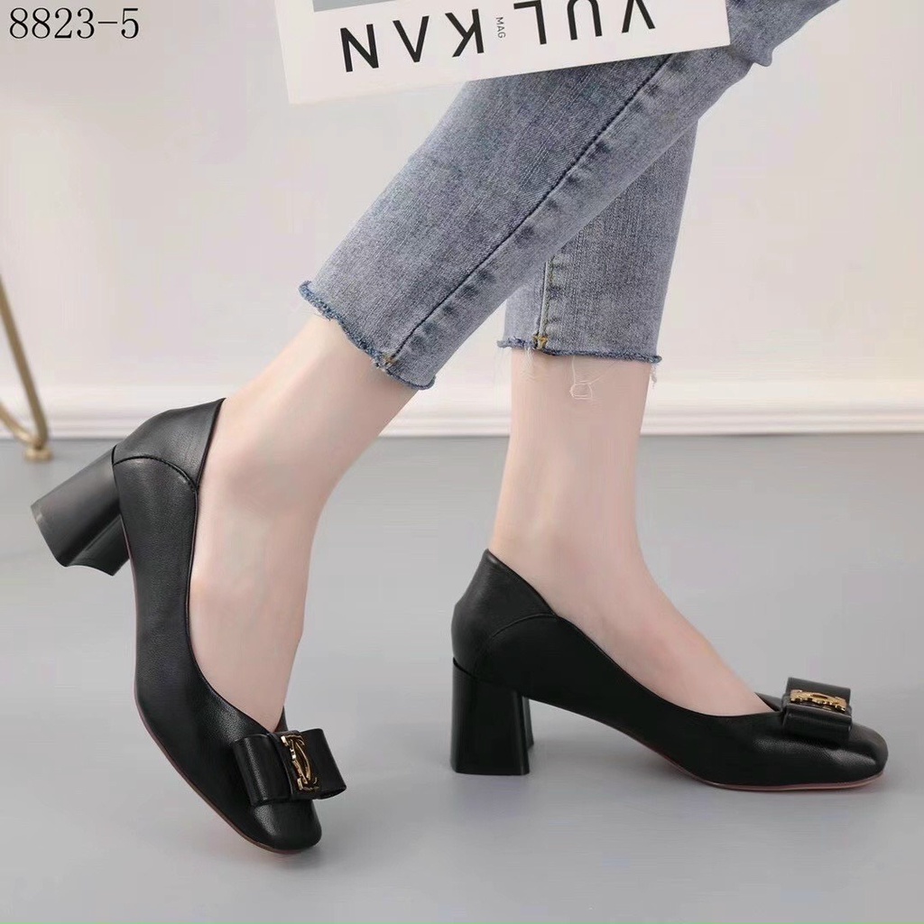 Giày công sở nữ QC  ❤️FREESHIP❤️ Giày thời trang cá tính cao gót da mũi vuông khoá dẹt , gót vuông cao 5cm 8823-5