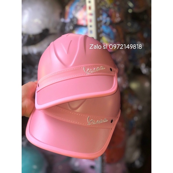 Nón bảo hiểm lưỡi trai VESPA viền da cao cấp màu hồng baby vespa siêu hót (Có khoét sau)