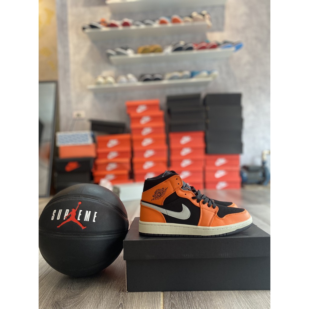 [T-Asneaker] Giày thể thao cam đen cao cổ.. | BigBuy360 - bigbuy360.vn