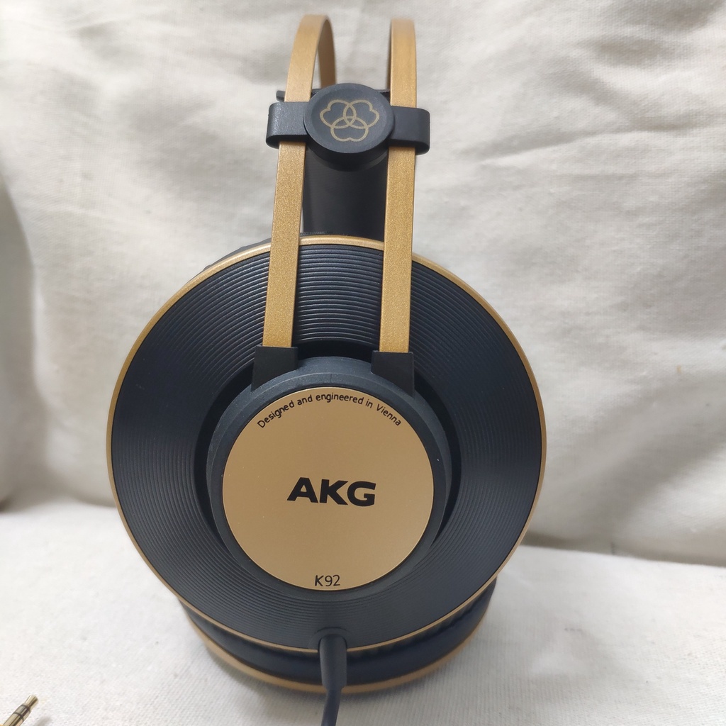 Puki shop / Tai Nghe Kiểm Âm AKG K92-Tai nghe kiểm âm AKG K92, Headphone Studio - tặng kèm jack chuyển 6 ly hát live