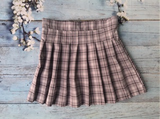 Chân váy xếp ly caro kute