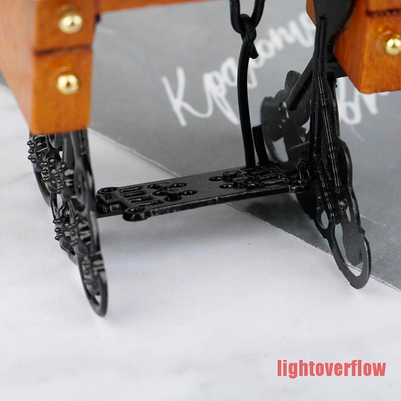 Máy may mini tỉ lệ 1: 12 trang trí nhà búp bê độc đáo