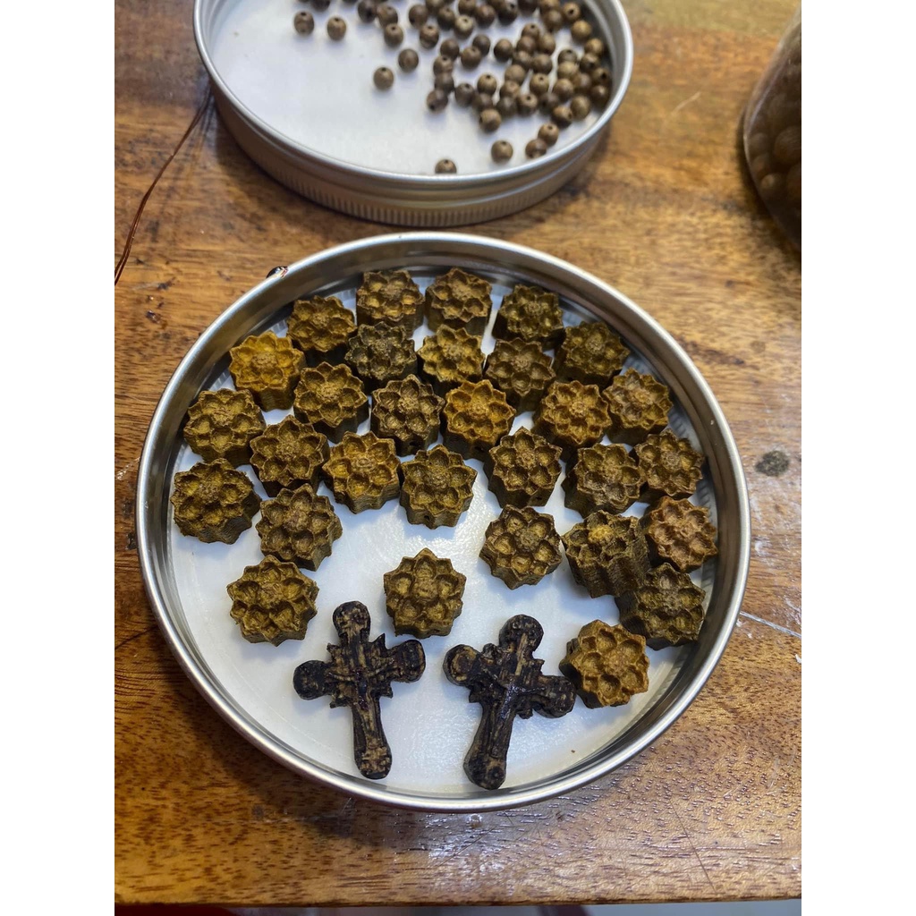 Charm hoa sen trầm hương - Phụ kiện mix vòng tay - Charm trầm hương