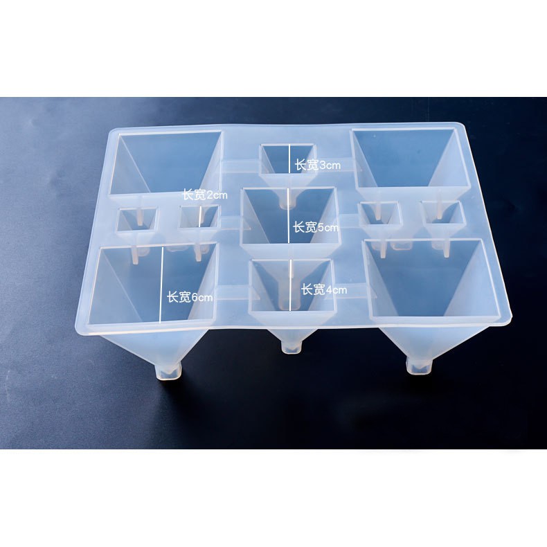 Khuôn Silicon Bảng Tháp Tam Giác Các Cỡ