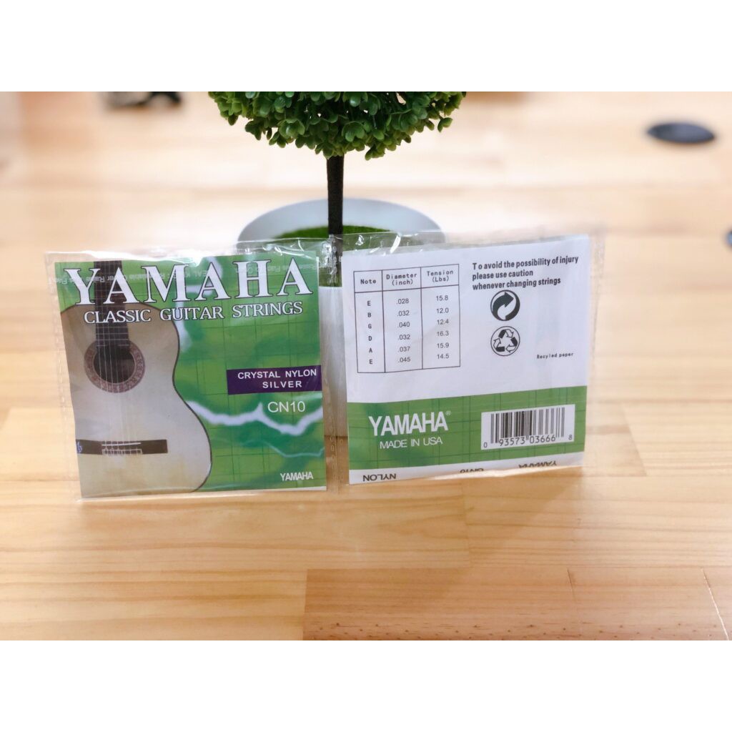 Bộ dây guitar classic Yamaha CN10