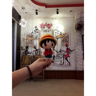 Búp bê luffy móc len