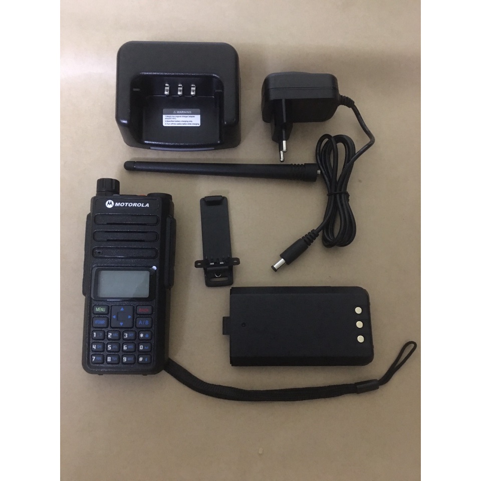 Bộ 2 Bộ Đàm Motorola UV-CP1895IS