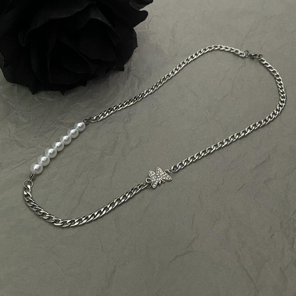 Dây chuyền gắn mặt bướm bằng titan phong cách hip hop trang trí ngọc trai tinh tế độc đáo