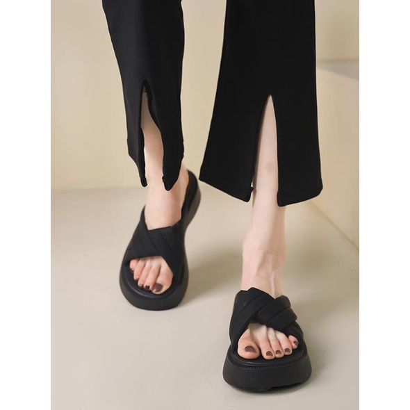 Dép Quai Ngang Đế Dày Thời Trang Mùa Hè 2022 Mới Dành Cho Nữ