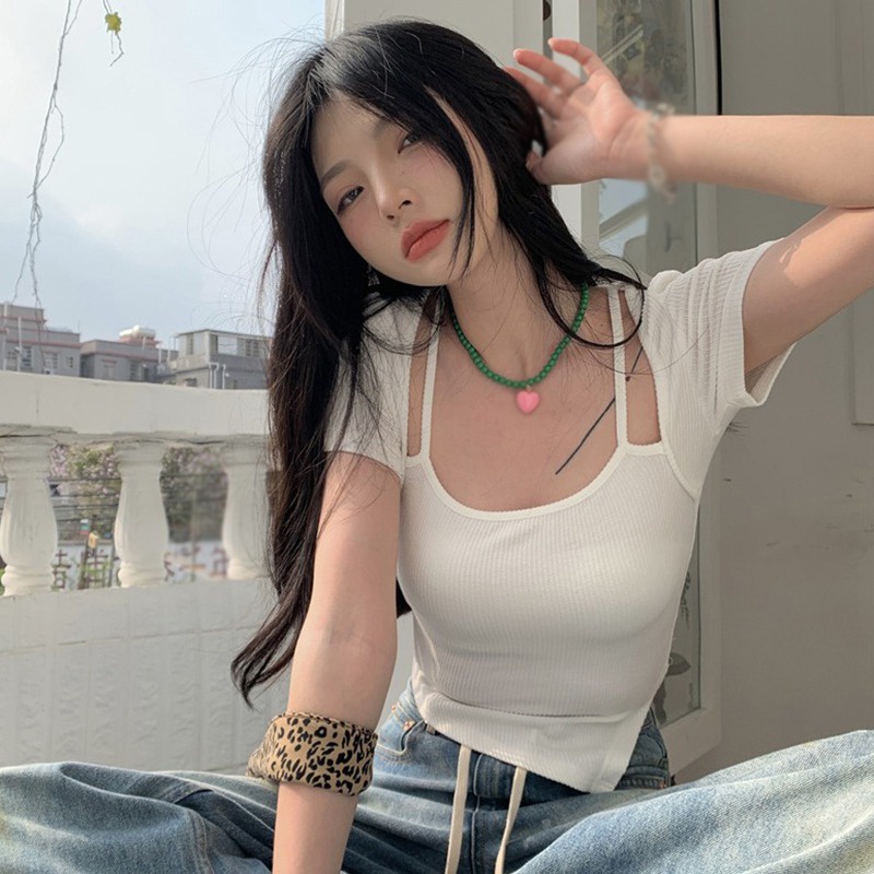 Áo Thun Tay Ngắn Cổ Vuông Thiết Kế Độc Đáo Phong Cách Hàn Quốc Thời Trang Cho Nữ