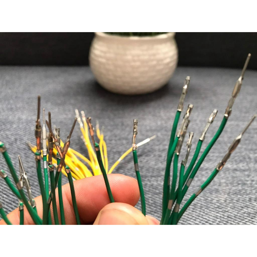 Đầu cos của giắc ECU , smarkey.... bấm sẵn dây dài 20 cm bằng kềm bấm cos chuẩn